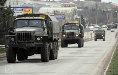 Через Феодосию прошла колонна с военной техникой