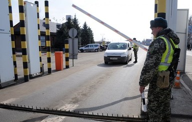 Жители украинского приграничного села: на кордоне тихо, ходим на рыбалку 