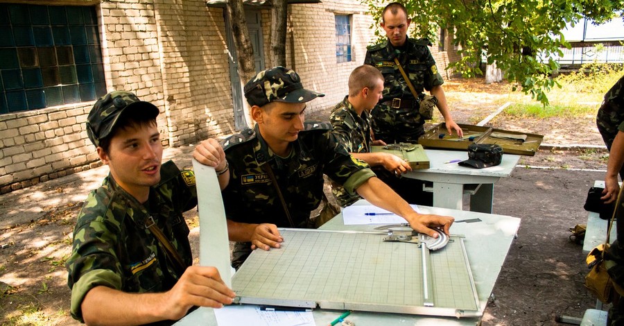 В запорожских военкоматах сидят без обеда