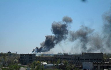 В Краматорске взорвался вертолет с боеприпасами