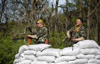 Захваченная миссия ОБСЕ удерживается в Славянске