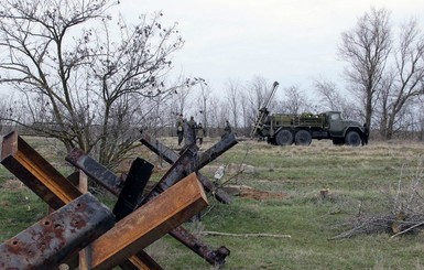 Украинские военные в Донецке подорвались на мине, один погиб