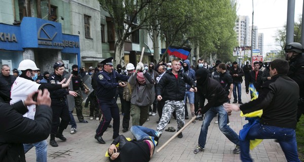 Драку в Донецке спровоцировало 