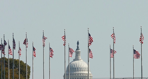 На Белом Доме в США установили солнечные батареи