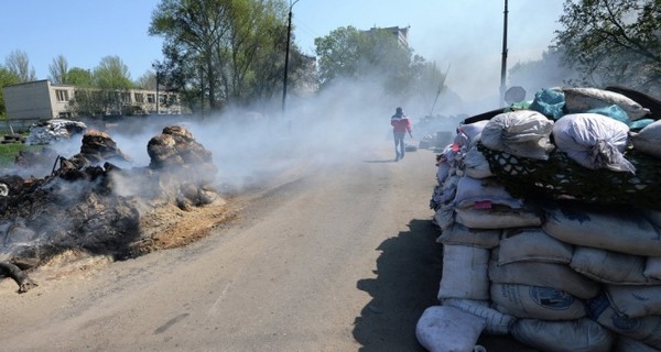 В Славянске в два дома попали снаряды. Есть раненые 