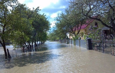 Паводок на Львовщине: эвакуировали 759 человек