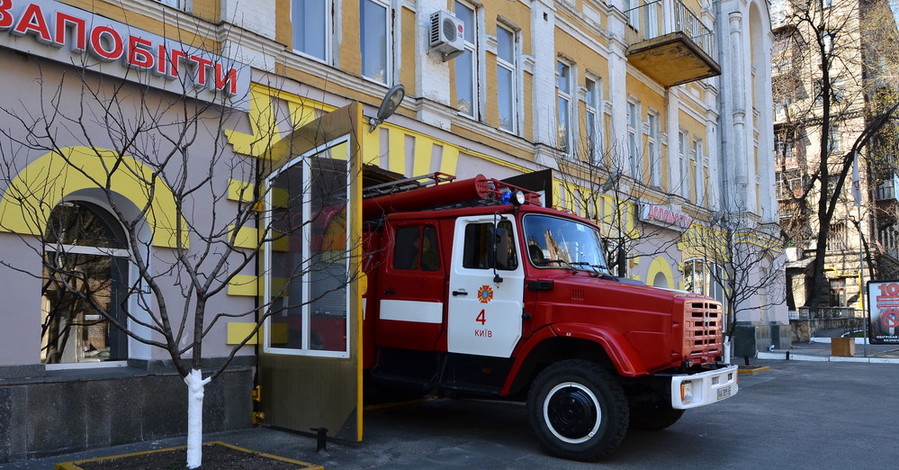 В Киеве в своем гараже сгорел мужчина