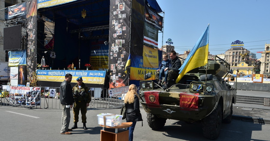 В центре Киева сотни человек будут молиться за мир в стране