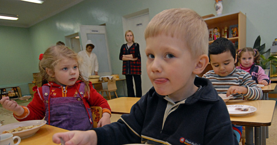 Социальное неравенство: на зеков дают больше денег, чем на детей