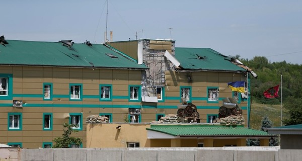 Луганские пограничники вырвались из окружения