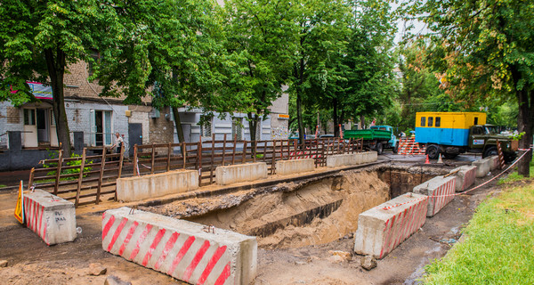 В старой части Запорожья только закрыли одну яму, как вырыли другую