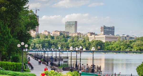 День Конституции в Донецке отметят флэшмобом за мир