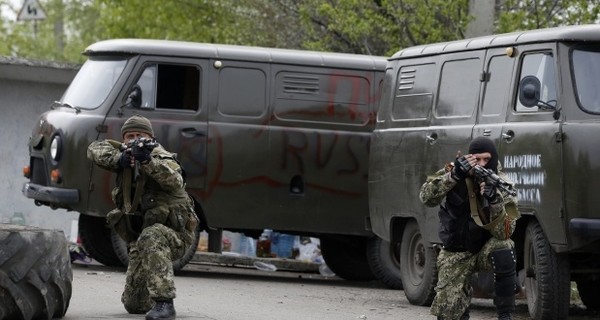 На подступах к Луганску возобновился артобстрел