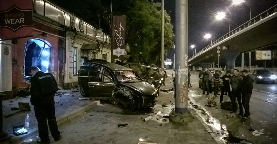 В Киевской области в аварии погибли трое