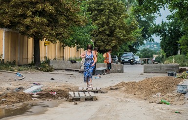 Запорожцы через улицу Круговую смогут проехть в конце недели, а Гагарина перекроют в августе