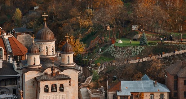 Ухожу в монастырь… На все выходные 