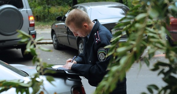 На Львовщине водитель автобуса хотел вывезти в Польшу 14-летнюю девочку