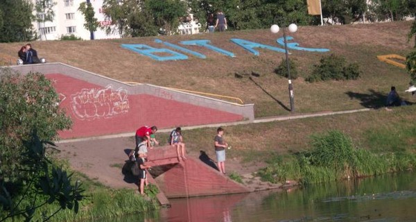 В коллекторе на окраине Киева утонул мужчина