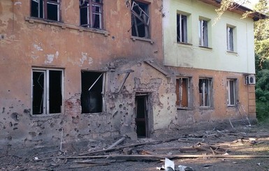 В Донецке рожают в бомбоубежищах, город снова под обстрелом