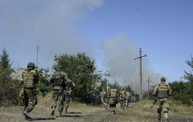 СНБО: Операция по выводу силовиков из Иловайска продолжается