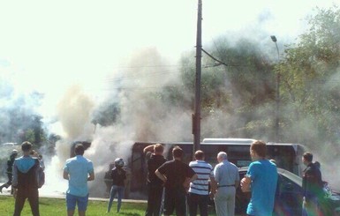 В Днепропетровске на ходу загорелась маршрутка