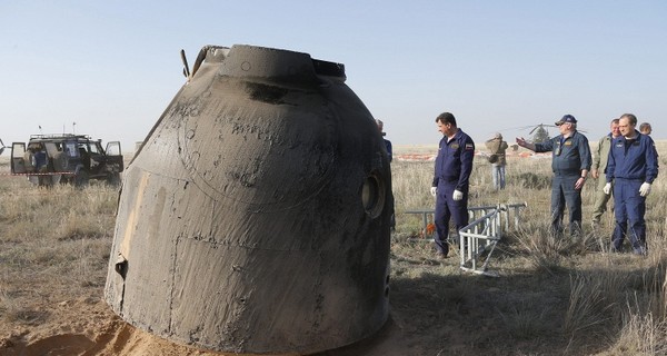 Экипаж МКС приземлился в Казахстане