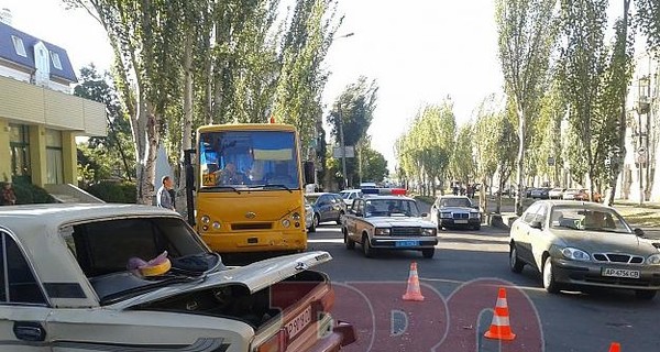 Пьяные военные устроили ДТП в Бердянске