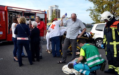 В Нидерландах пикап на автошоу врезался в толпу людей, погибли дети