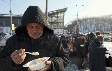 Каждый 50-й украинец живет на сумму менее 5 долларов в день