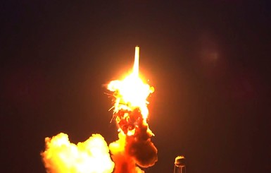 Ракета Antares взорвалась из-за 