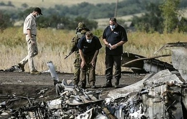 Малайзия опознала тела всех своих граждан, погибших в рухнувшем Боинге