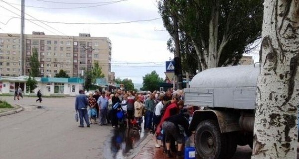 Донецк в очередной раз остался без воды. Может остаться и без отопления