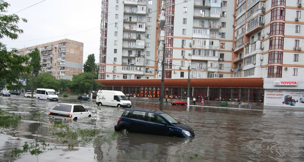 Влияние климата на жизнь одесситов: затопленные улицы и гибель каштанов