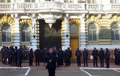 В Одессе милиционеры разогнали пикет Евромайдана