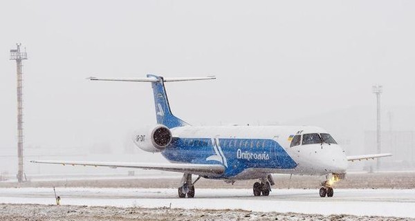 Закрытое небо: авиакомпании готовятся к банкротству, аэропорты теряют сотни тысяч гривен