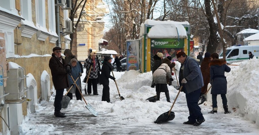 Электротранспорт в Одессе ходить не будет: на работу идут пешком