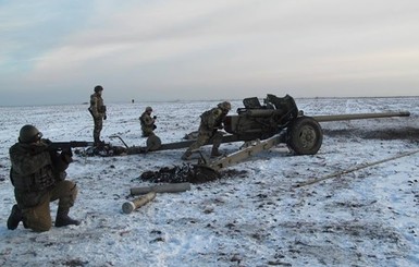 На войне как на войне: пресс-центр АТО заявил о 16 обстрелах за ночь