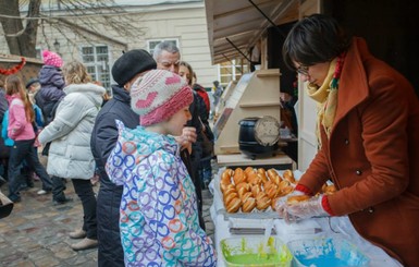 На праздники Львов посетили 300 тысяч туристов