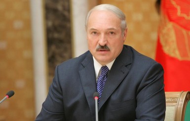 Лукашенко попросил Россию 