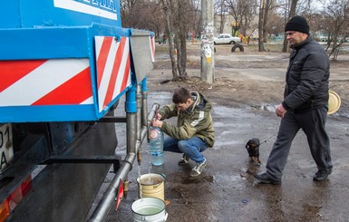 Отравившимся жителям Бортничей оплатят лечение