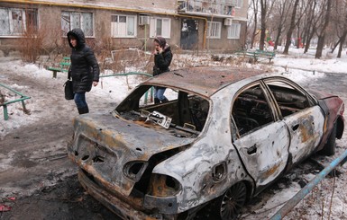 Жуткая неделя для Донбасса: из Авдеевки эвакуируют детей, а в Донецке стреляют во всех районах