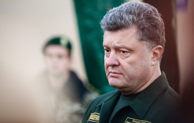 Порошенко заявил о победе украинской армии в танковом сражении