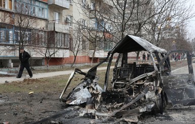 Мариупольцы призывают друг друга отключить домофоны и сбить замки с подвалов