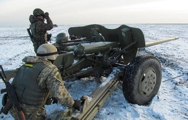 Дебальцево обстреляли из 