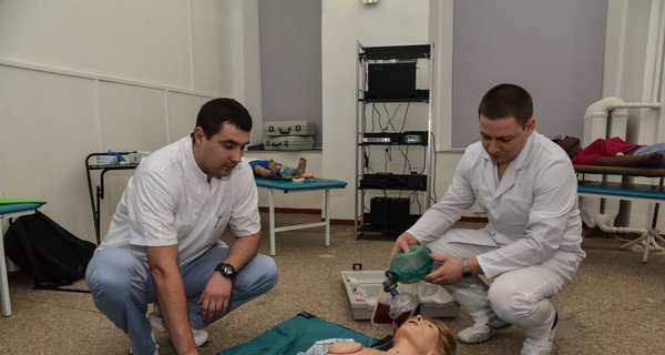 Врачей для зоны АТО готовят под выстрелами