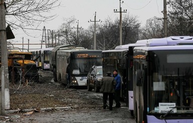 Эвакуации жителей Донбасса помешали обстрелы