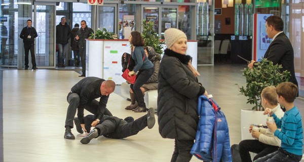 В Киеве охранников ТРЦ учат секретам израильской борьбы с террористами