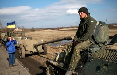 В зоне АТО противник активизировался вечером, но затих на ночь 