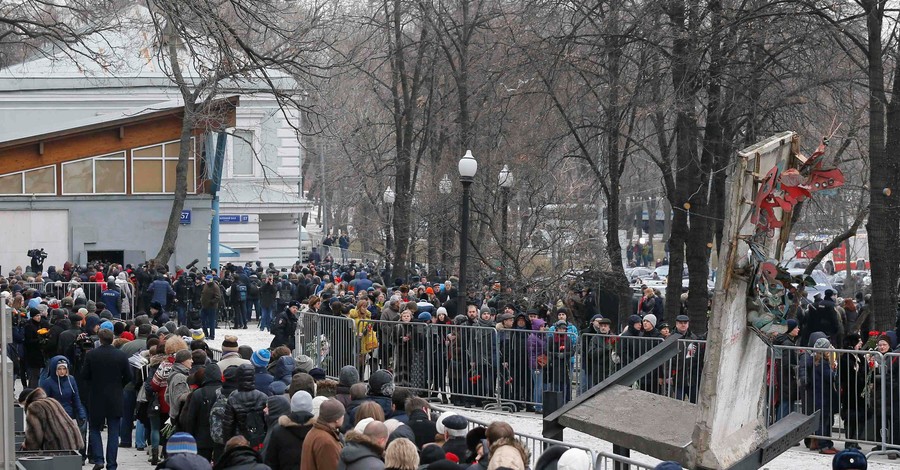 В Москве прошла панихида по Борису Немцову