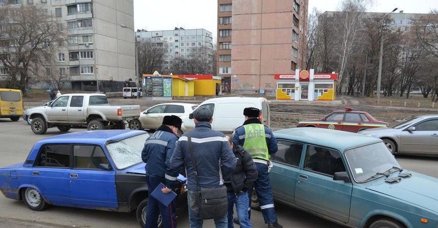 В Харькове мужчина догнал виновника ДТП